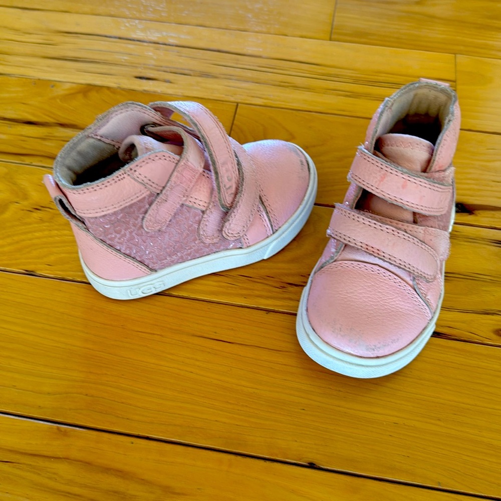 Ugg pink high top sneakers, Toddler sz 6
